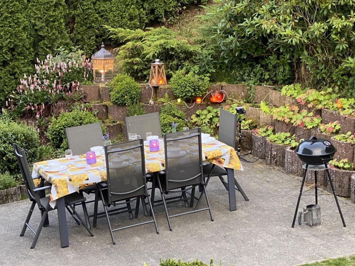 Spacious Holiday In With Terrace Holiday home